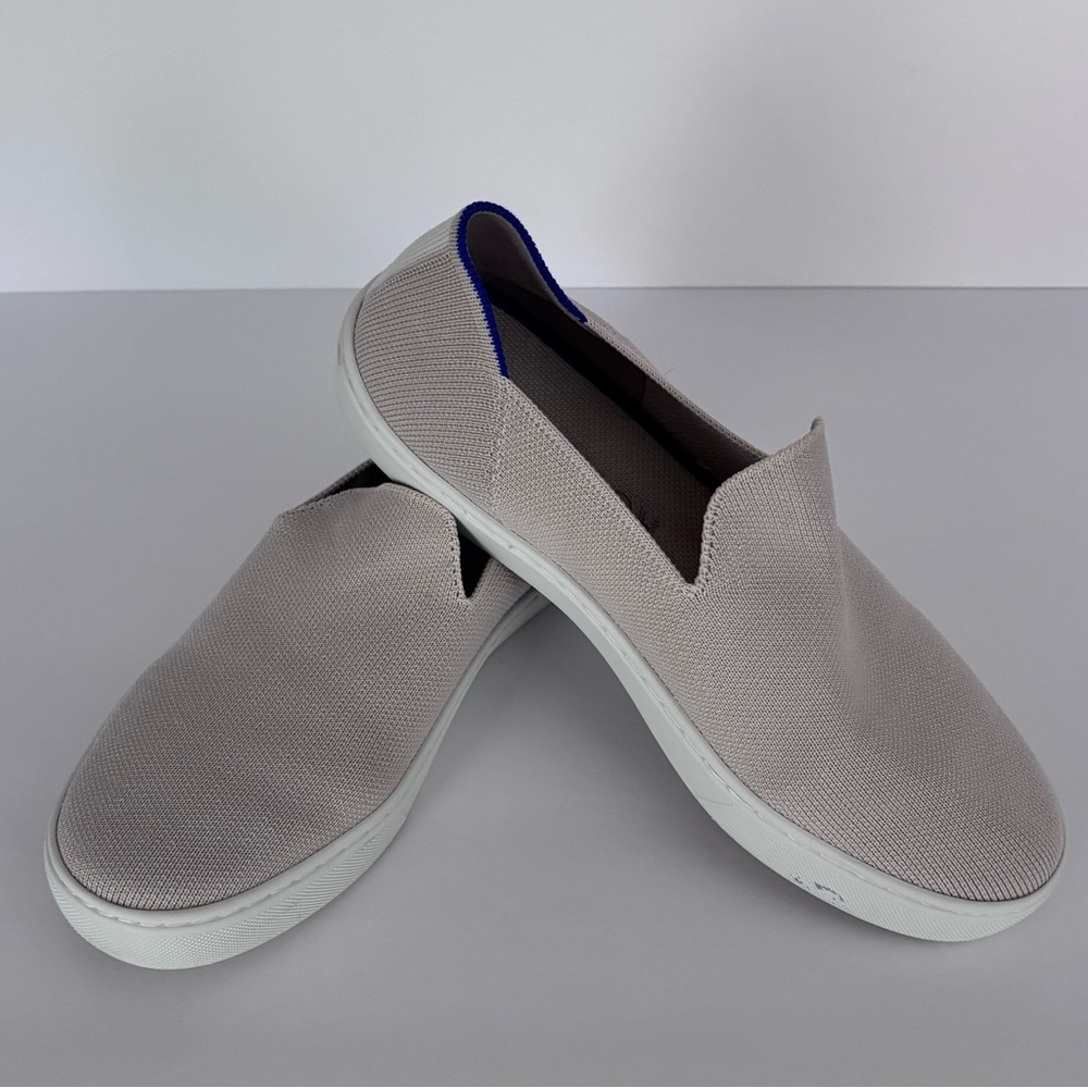 Rothy’s The Original Slip-On Sneaker | 8.5 | Sand w/signature blue stripes - Picture 2 of 9